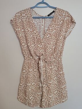 Simplee Dot-Print Tie-Front Romper in Light Tan & White